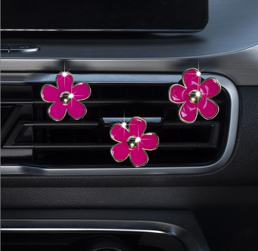 6 Small Daisies Car Air Outlet Parfym Clip Aromaterapi Clip Decoration bil Interiör Tillbehör Bilförsörjning Dekoration