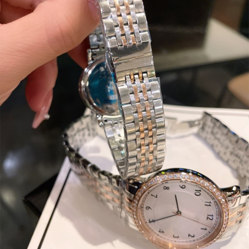 Diamond Watch Women Watch Quartz Movement Fashion Owchs Cingcio in acciaio inossidabile Montre de Luxe Waterproof