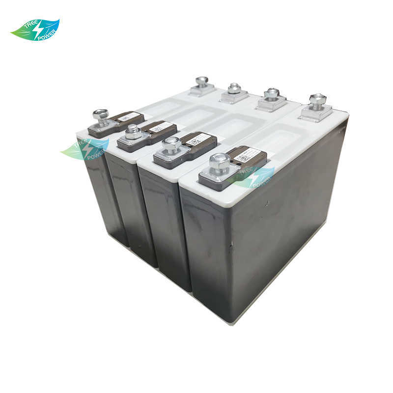 3.2V 63Ah LifePo4 Batteria 3C Scarico 3C pacco batteria da 12 V 24 V 60 AA il veicolo elettrico Motorsiclo UPS Alimentazione Alimentazione