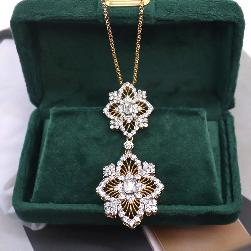 New designed Fashion Luxury full diamonds necklace four leaf lucky flower hollowed out earings studs Designer Jewelry Ear-999