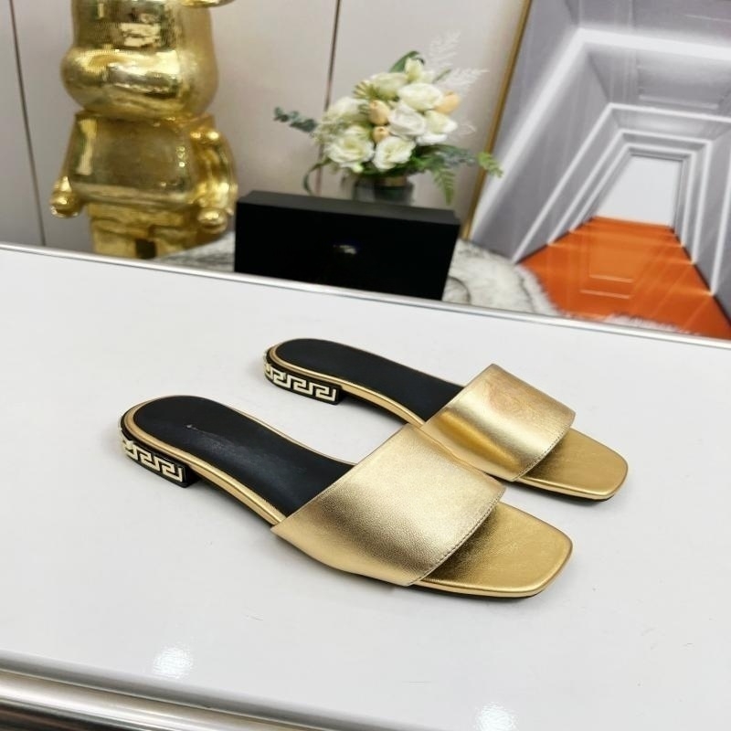 Slippers Designer de luxo Leatria Sandálias femininas de verão Fashion Beach Flippers feminino 35-44