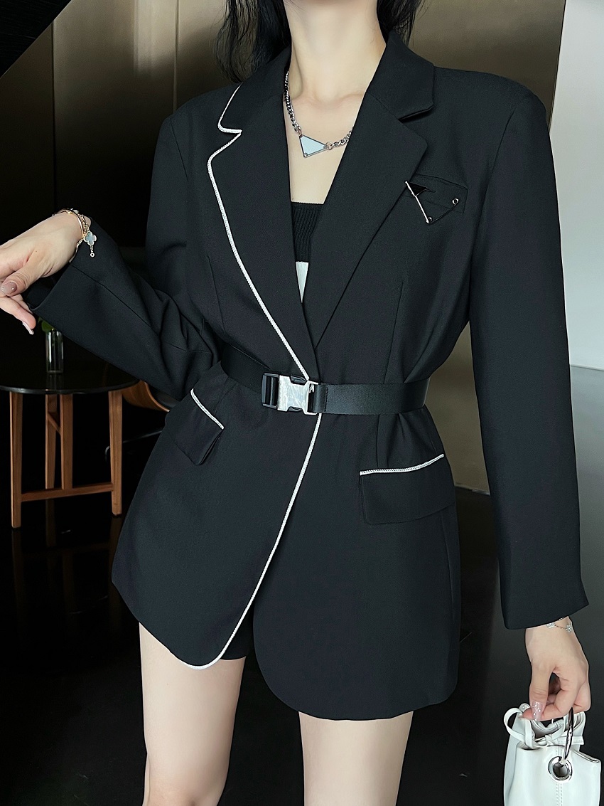 Sashes Designer Suit Womens Jacket Autumn Suits Shirt Letter Pin Triangle Luxury Outwear Formell klänning Formell affärsdräkter SML