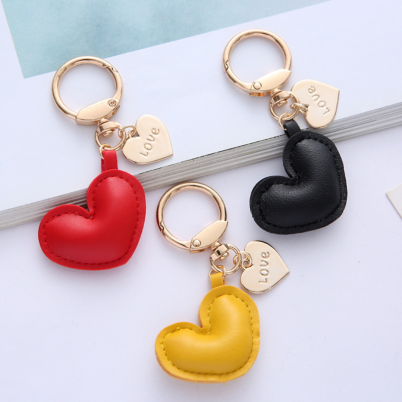 Simple Leather Love Earphone Bag Keychains Luggage School Bags Key Chain Pendant Car Keychain Jewelry Accessories Gift