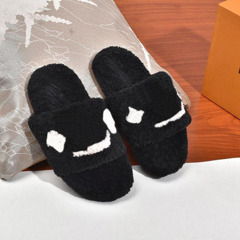 L Designer Furry Fluffy tofflor Womens Ladies Luxury Sandals Fur Slipper Slides Winter V Bekväm plysch Känsla Full kvalitetsmodellstorlek 35-42 med boxdamm etc.