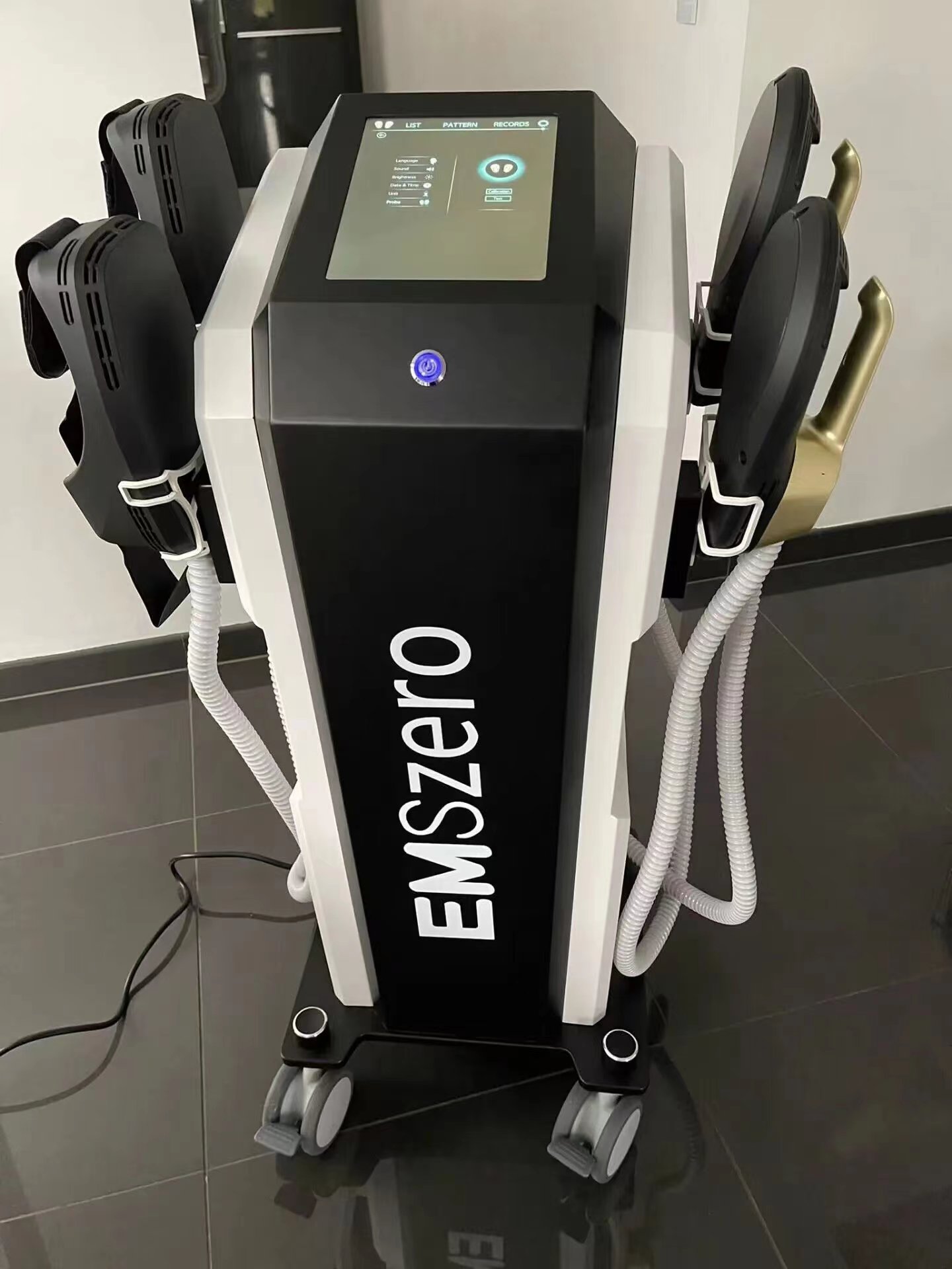 Emslim Neo 14Tesla 6500W Elektromanyetik Emszero Yağ Çıkarma Vücut şekillendirme Kas Stimülasyonu Zayıflama Makinesi Salonu