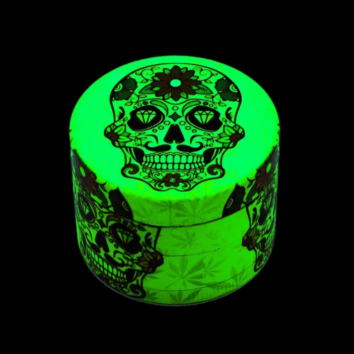 Luminous Skull Smoking Herb Tobacco Grinder Glow in Dark 63mm Dia 4 Layer Metal Full Colored UV Printing Shredder Hand Grinders