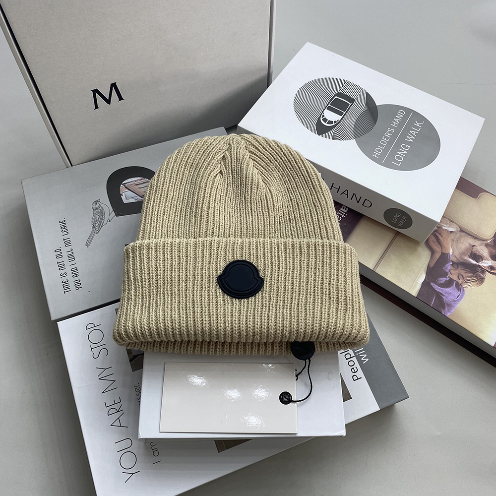 Nuevo y moderno gorro de punto de alta calidad, gorro de lana Estilo de venta caliente en Europa y América A prueba de viento y cálido como regalo para familiares y parejas Caja de embalaje opcional