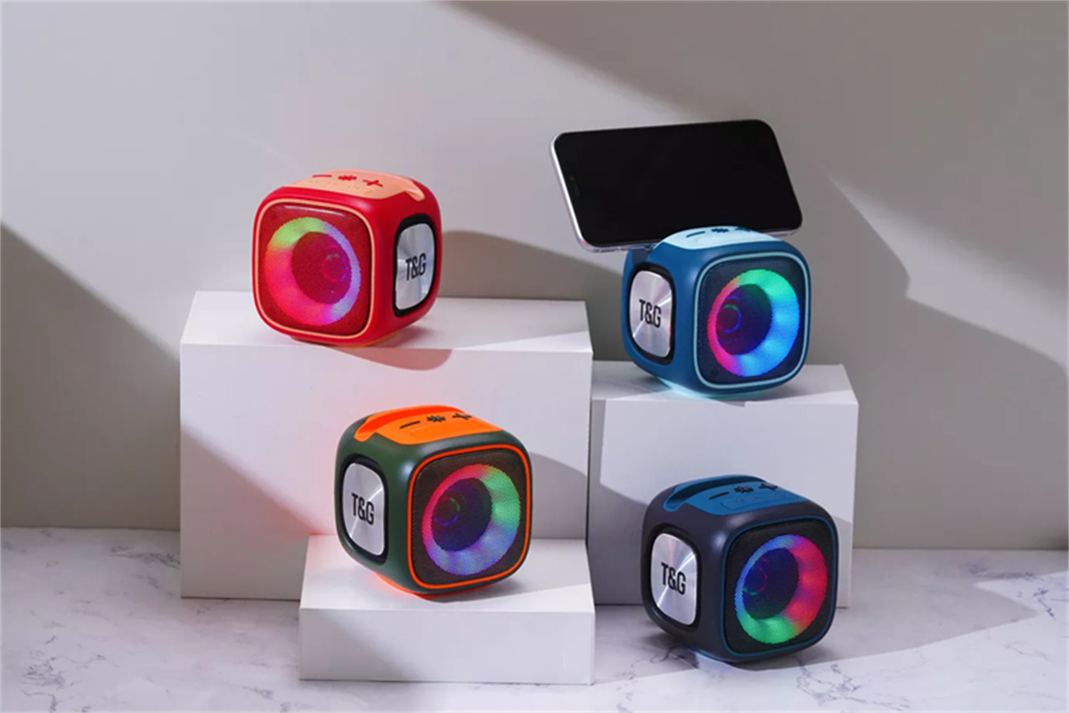 TG359 TG Nuovo design Mini Mini Cubic LED LED LED LIGHT Wireless Alte potenza High Power 7W 1200 MAH Stereo Bass Bocina BT Speaker