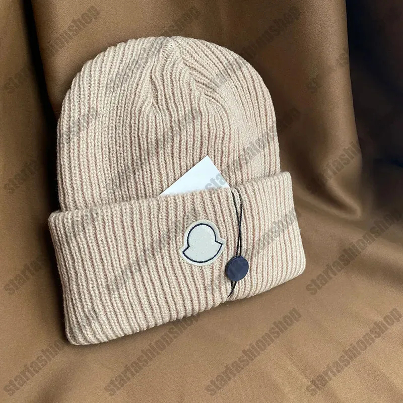 Designer high quality Beanie classic pattern print wind and cold protection autumn/winter gift available in 11 colours.fashion party