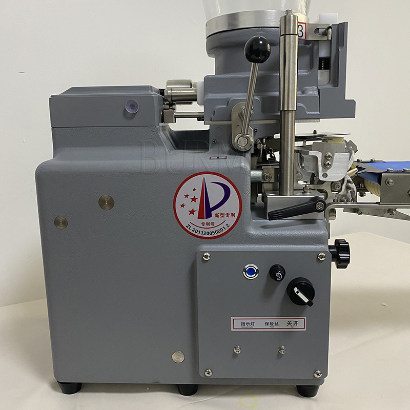 1500 h gedämpfte Knödel halbautomatische Maschine Handelsimitierhandbuch Potsticker Integrierte Geräte