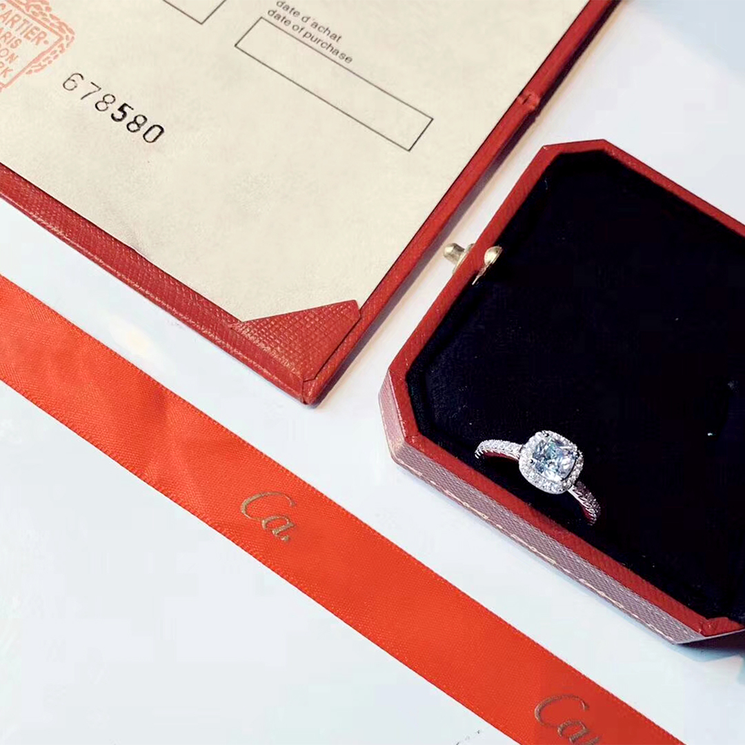 Anello di design ad anello anelli di gioielli di lusso donne alfabeto diamond design moda regalo natalizio gioielli di vallentino regalo versatile anelli versatili szie 5-9 bene