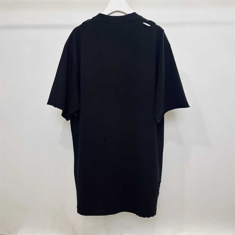 T-shirt da uomo di buona qualità 2023SS Vetements Designer Signature Lavato Strappato Hole T-shirt moda Uomo Vetements Donna T-shirt vintage oversize