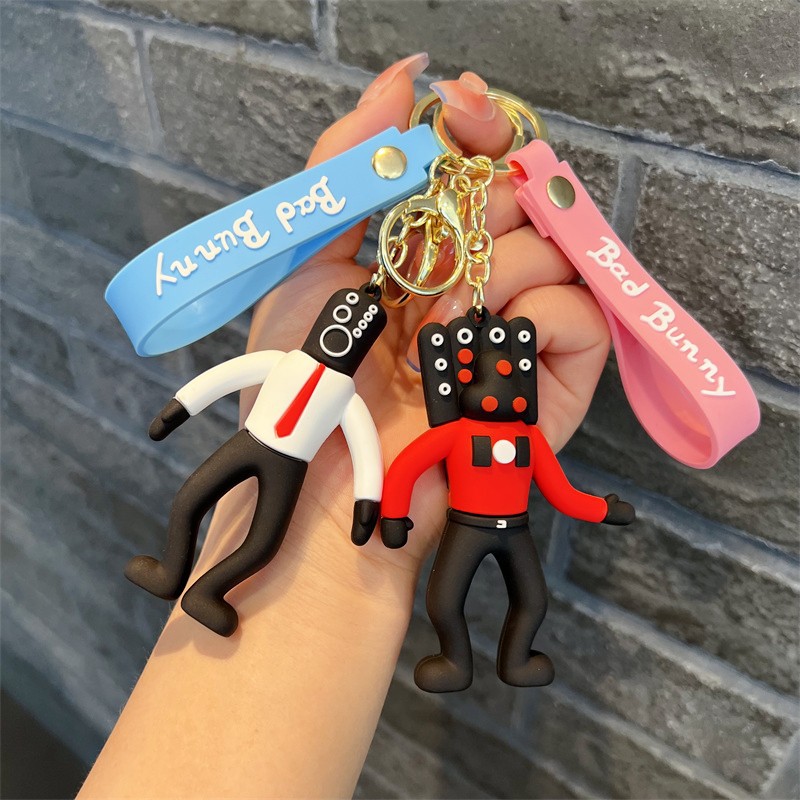 Game Skibidi Toilet Keychain Camaraman Speakerman Doll Pendant Key Chain Bag Car Keyring Funny Jewelry llaveros Accessories