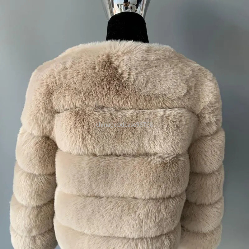 Frauenfell -Faux -Jacke kurzer Modesmantel Winter warmer Luxus künstlicher Fälschung