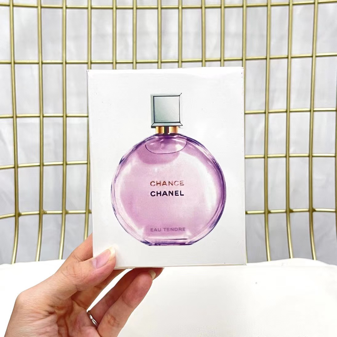 Hot selling perfume glass bottle spray meets energetic female eau de toilette EDT 25mlx3 fast transportation