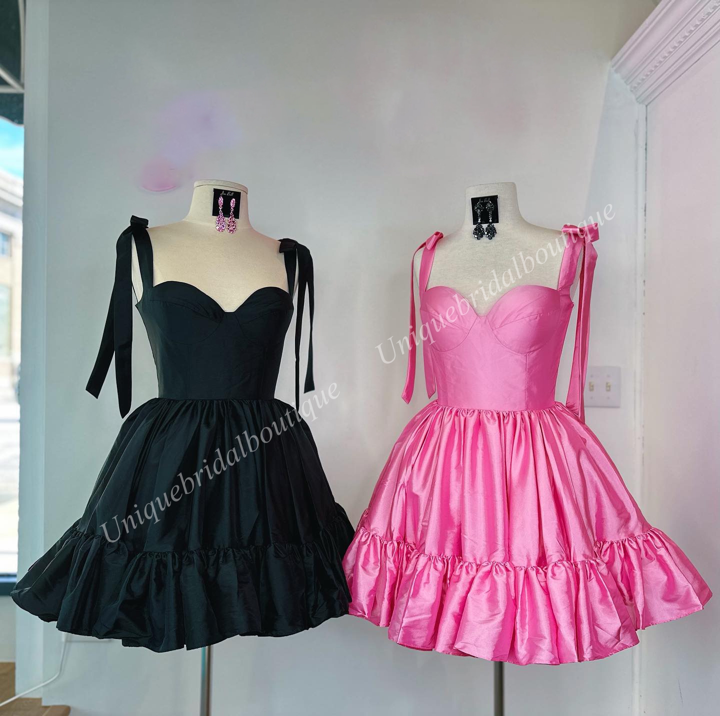 Taffeta Junior Girl Homecoming Dress 2K24 BOW BANKEN Corset Ruffle Lady Prom Pageant Formele Cocktail Event Party Runway Black-Tie Gala Hoco Jurk Sugar Proze Red Red Red Red Rood