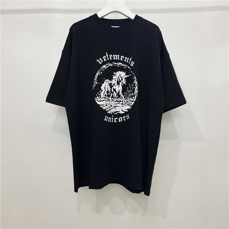 Men's T-Shirts Good Quality Vetements Fashion T Shirt Men Vetements Unicorn Women T-shirts Oversize Shirts Cotton Short Sleeve