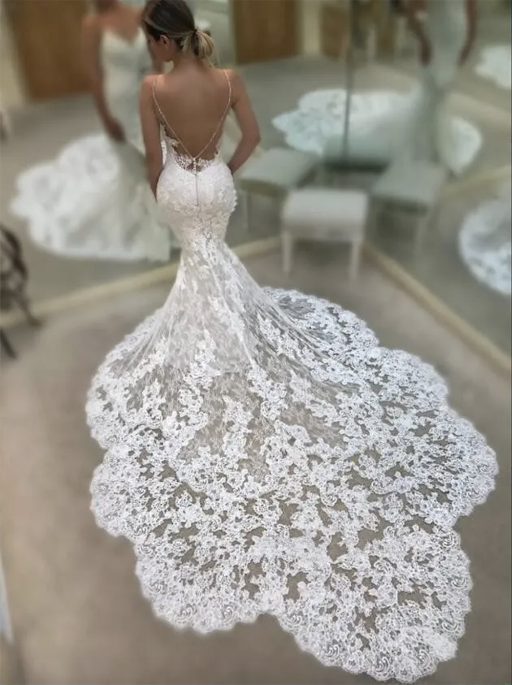 Spring Summer Lace Wedding Dresses Long Train Backless Mermaid Wedding Gowns Spaghetti Straps Sexy Boho Bridal Dress