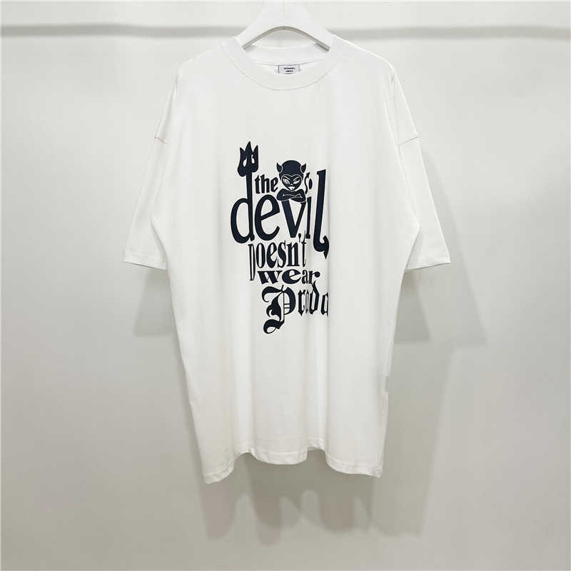 Men's T-Shirts Good Quality The Devil Does Wear Vetements Fashion T Shirt Men Vetements Women T-shirt Limited Edition Tee VTM Short Sleeve