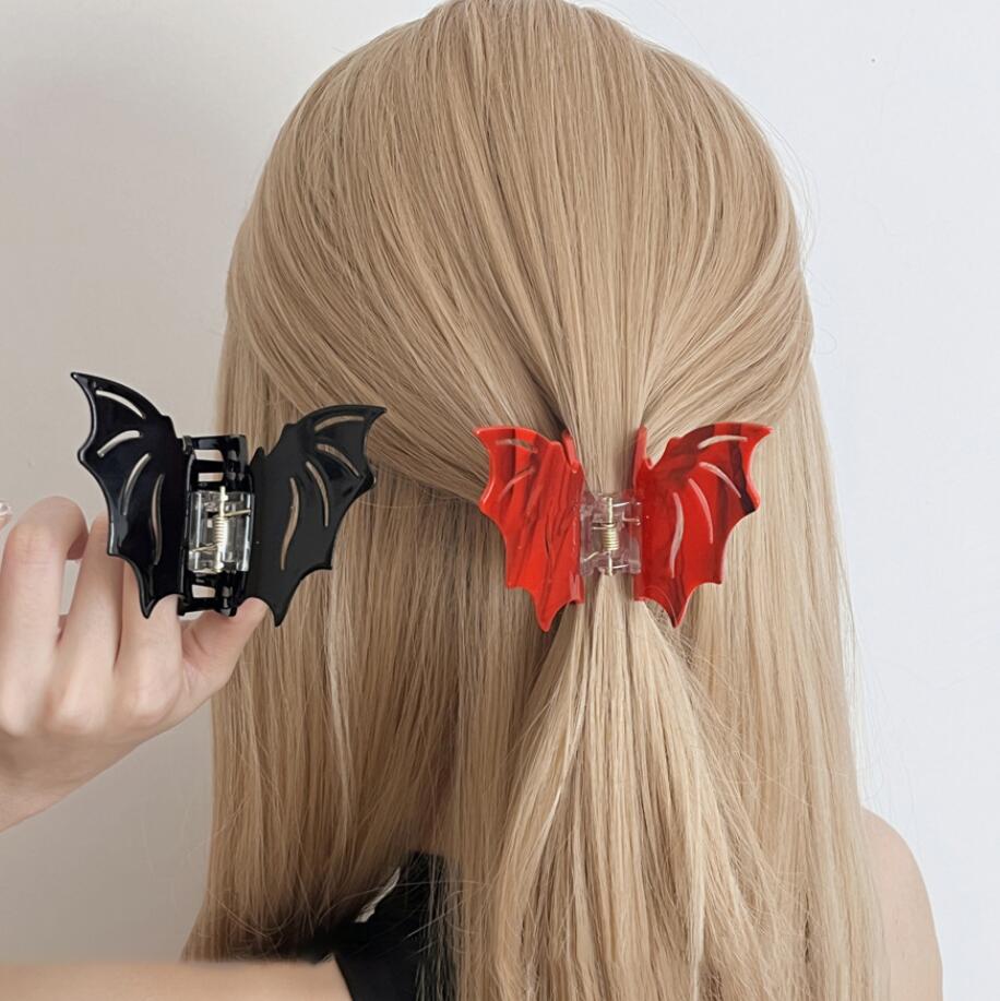 Pince à cheveux classique en forme de chauve-souris pour Halloween, griffe creuse antidérapante, pince à cheveux pour fille, épingles à cheveux à la mode, accessoires pour cheveux pour femmes, coiffure amusante