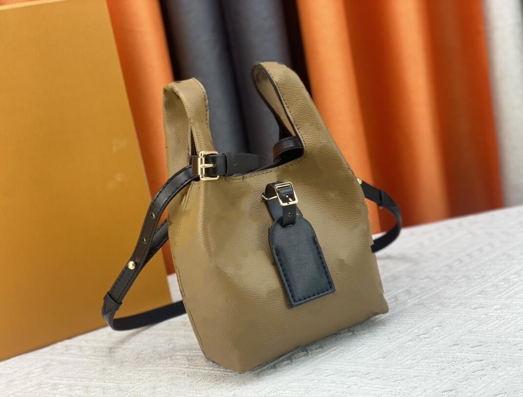 Mulheres Totes Bolsa de couro genuína Bolsa de ombro de qualidade superior para compras Viagens de luxo Bolsas clássicas de luxo