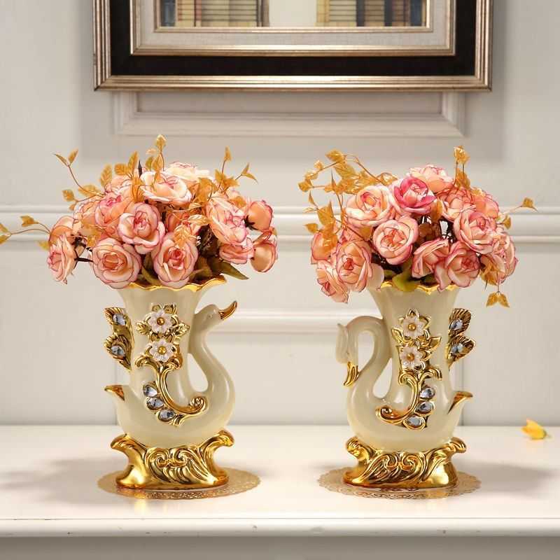 2020 Style européen en céramique doré cygne Vase Arrangement Table à manger décoration de la maison accessoires créatifs éléphant doré Vases HKD230823