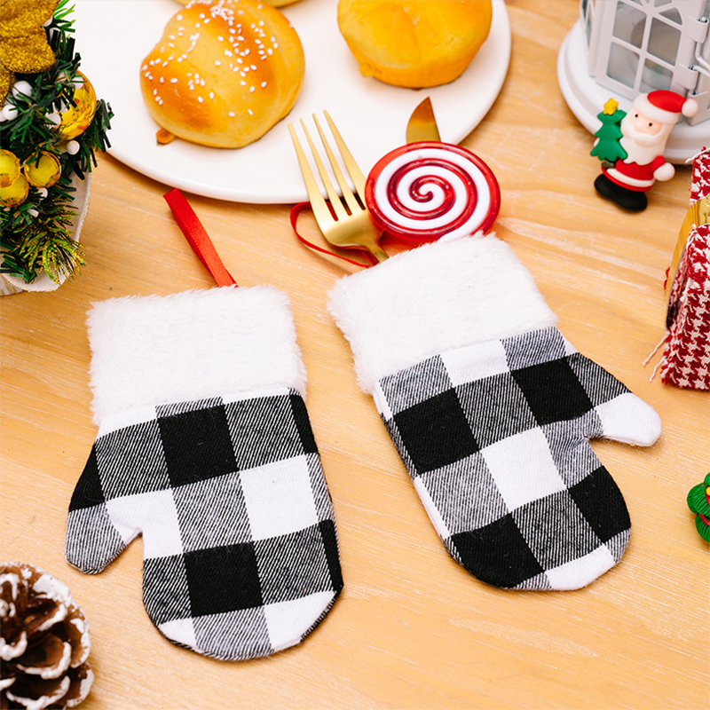 Classic Buffalo Plaid Christmas Gloves Family Xmas Tree Decoration Fireplace Hanging Ornament Santa Mitts Cutlery Flatware Cover Candy Gift Bag Party Decor EW0085