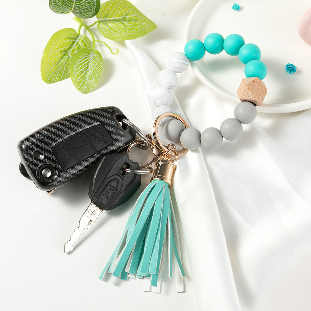 Silicone Tassel Wrist Beaded Bracelet Keychain Wooden Bead Keychain Girls Bag Decoration Keyring Key Chains Gift