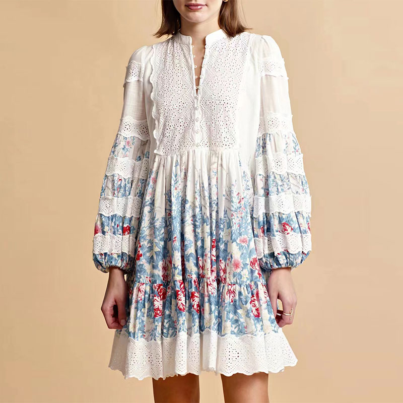 Herbst-Designer-Kleid, ausgehöhlte gestickte gedruckte Laternenhülsen mit Bund A-Line-Saum, Neue Frauenkleidung