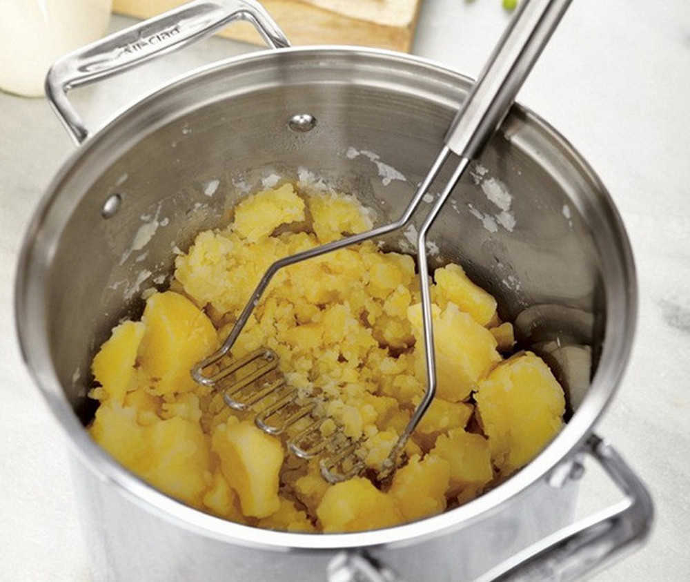 Portabla kök hushållsartiklar rostfritt stål vågform potatis masher verktyg utensilios de cocina bekvämt liv praktiskt hkd230810