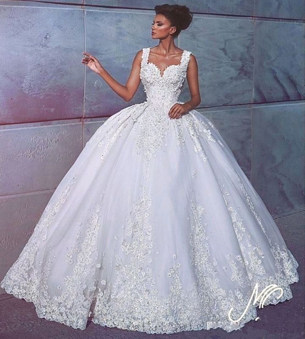 Gorgeous Arabic Backless Ball Gown Wedding Dresses Beaded Lace Applique Sweetheart Wedding Gowns Tulle Long Wedding Dresses Bridal