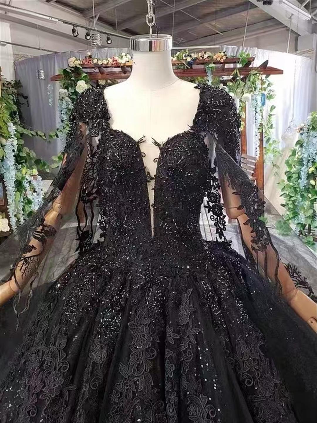 Vestidos de bola preta vestidos de noiva de renda vintage usando xale de cauda longa manual de peso HS3108