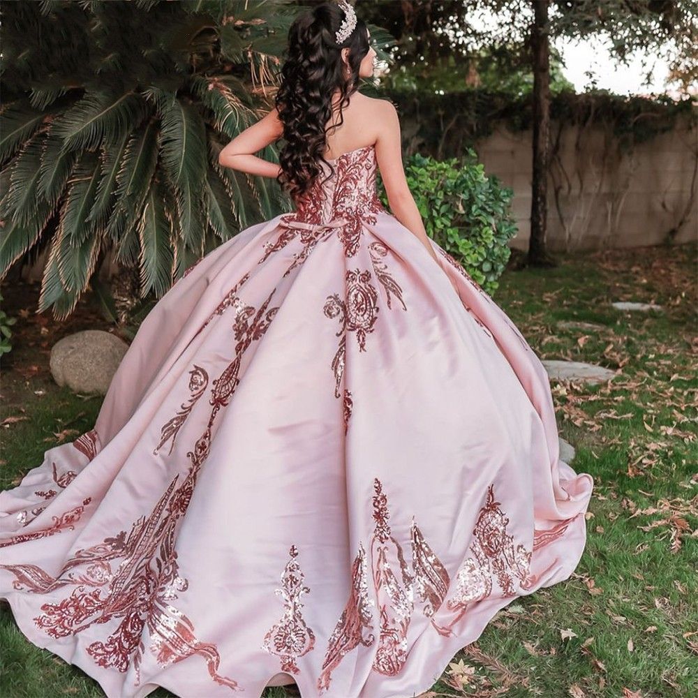 2023 Rose Gold Sequined Lace Quinceanera Dresses Ball Gown Puffy Sweetheart Sequins Blush Pink Sweet 16 Party Prom Dress Evening Gowns Plus Size Corset Back