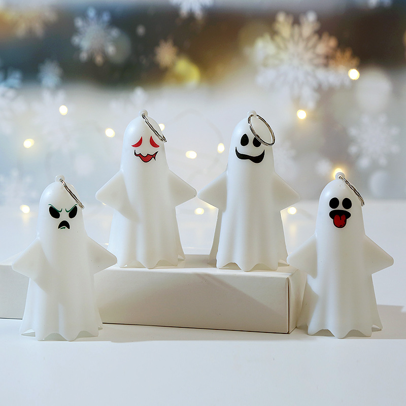 Ghosts Hanging Light Halloween Ghost Keychain Halloween Decorations Mini LED Gadget Light Spooky Party Props Holiday Party Bar Gift