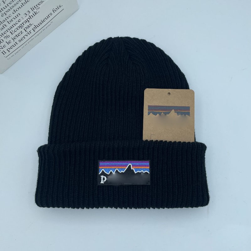 Осенняя и зимняя женская конфетка дизайнер изоляции Beanie Hat мужская крышка для отдыха на открытом воздухе спортивные письма вышивка.