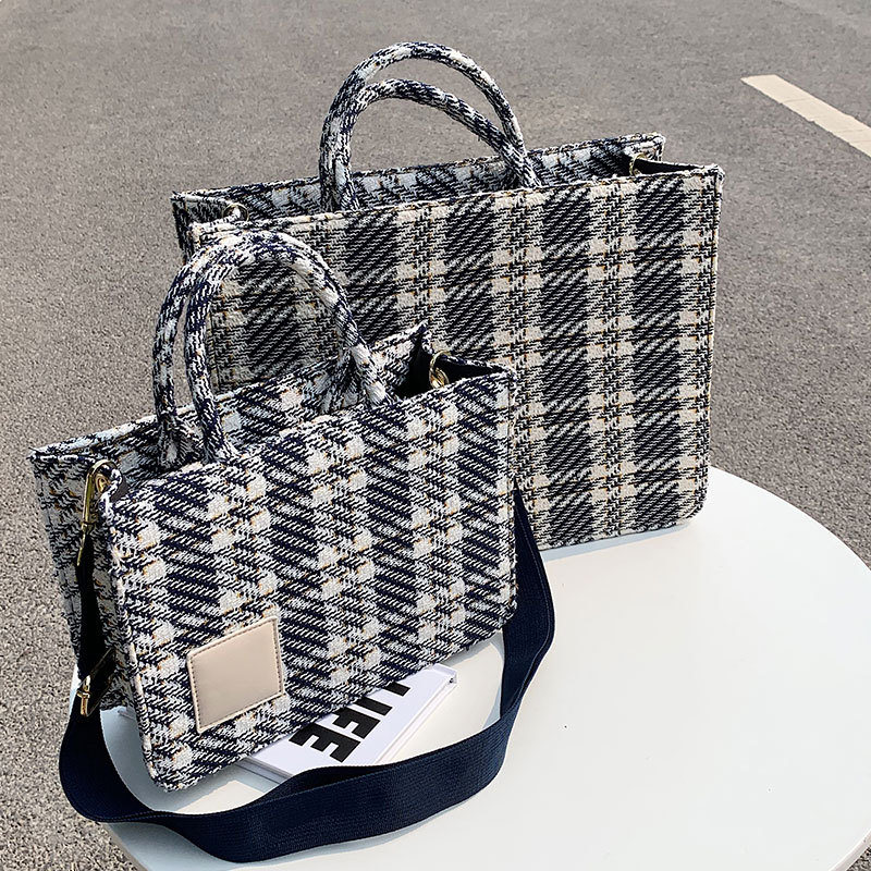 Jacquard Schoudertas voor Dames 2023 Luxe Designer Handtas Reizen Borduren aan de binnenkant met twee zakken Merk Shopping Tote Bags