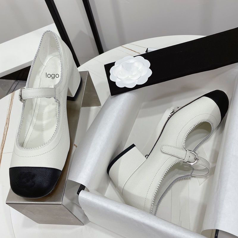 2023 Marka Velor Flats Kadın Toka Ayakkabı Kadınlar Mary Loafers Lüks Tasarım Lolita Moccasin Balerin