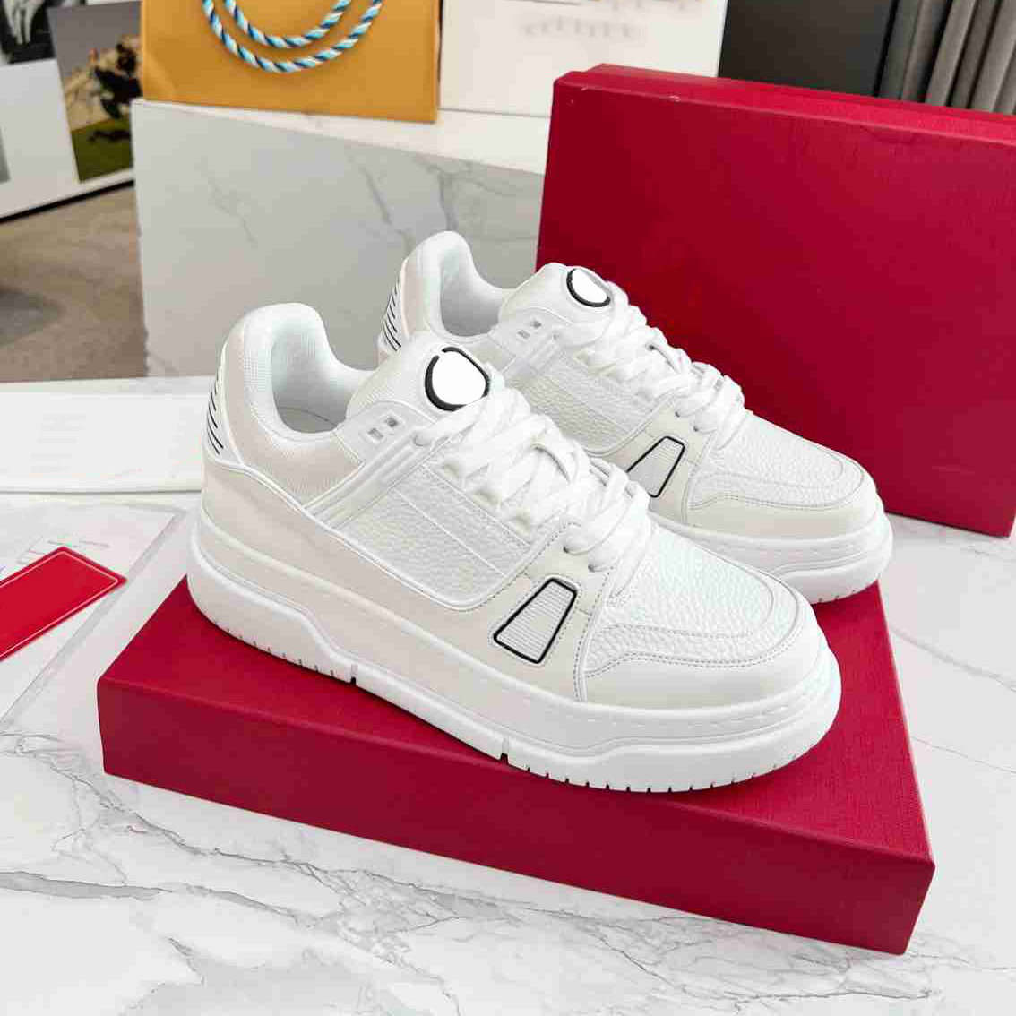 2023 Va Nieuwe casual schoenen Kalfsleer Gestreepte 7N sneaker Casual comfort volledige kwaliteit versie designer sneaker luxe trainers low fashion heren dames sneakers met stofzak