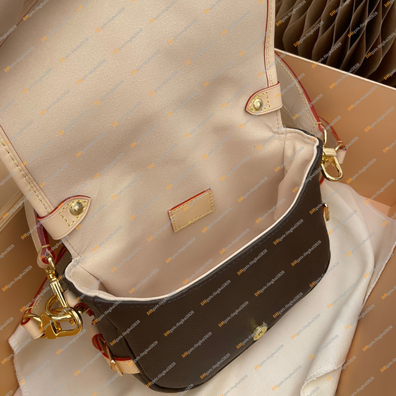 숙녀 패션 캐주얼 디자인 고급 Saumur BB 가방 가방 토트 가방 가방 핸드백 크로스 바디 메신저 백 탑 미러 품질 M46740 파우치 지갑