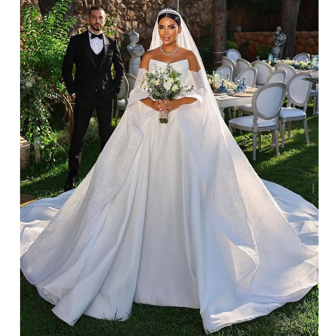 Arabic White Ball Gown Wedding Dresses Strapless Beads Lace Puffy Sleeves Beach Bridal Gowns Sweep Train Off-Shoulder Vestido de Novia
