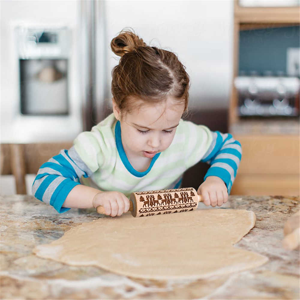 Weihnachten Kind Holz Nudelhölzer Weihnachten DIY Kekse Maker Werkzeuge Kinder Rentier Schneeflocke Weihnachtsbaum Nudelholz Geschenk für Mädchen/Jungen HKD230828