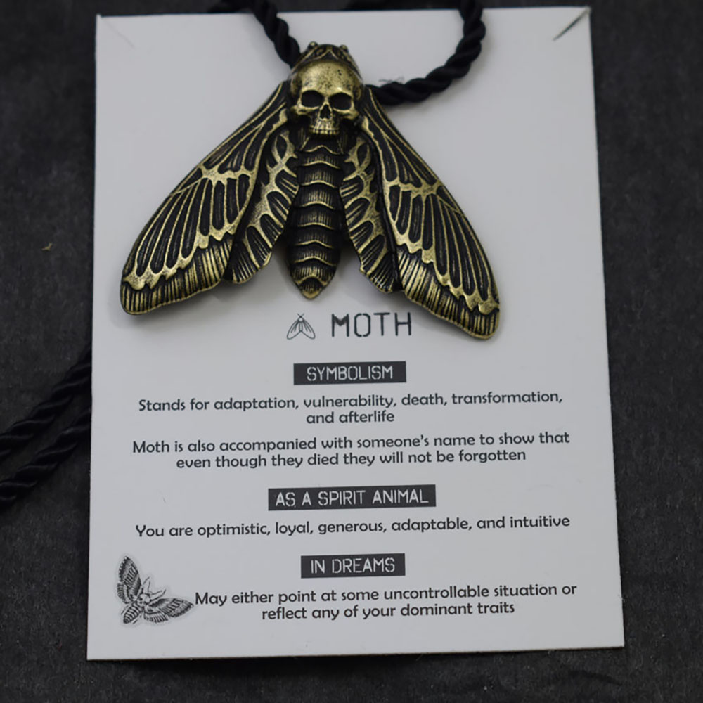 Sterfgevallen hoofd schedel Moth ketting met kaart wedergeboorte betekenis cadeau voor haar