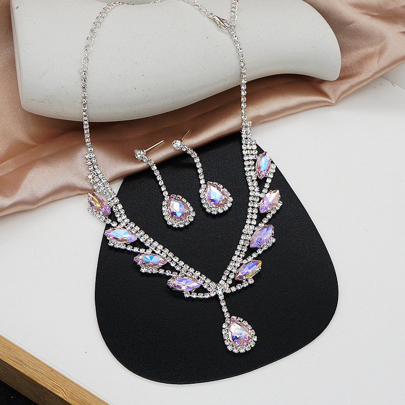 Hot selling bride necklace set high-end versatile crystal colored collarbone chain earrings two piece set