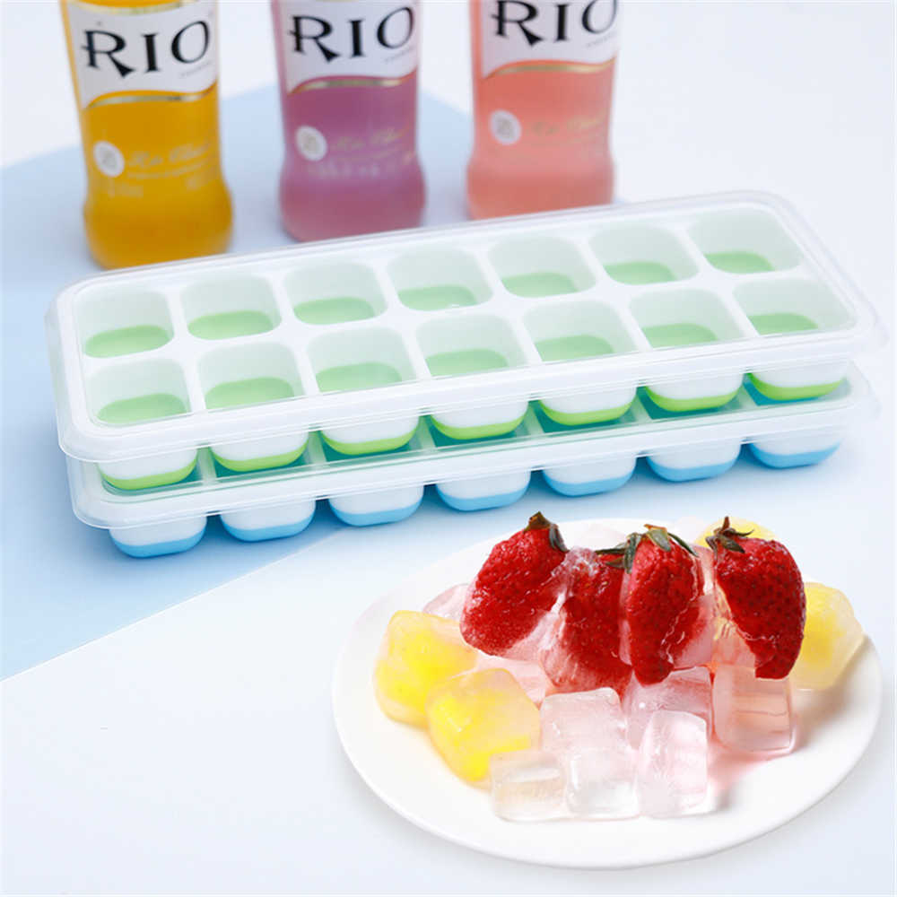 2023 Ice Cube Trays Reusable Silicone Ice cube Mold Fruit Ice Maker with Removable Lids Kitchen Tools Freezer Summer Mould HKD230828