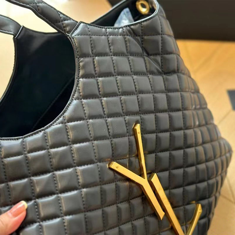 Luxury MAXI Underarm large Shopping Totes Beach Genuine Leather Shoulders bag Women Diamond Lattice Bags Large Handbags Attaches Coin Purse