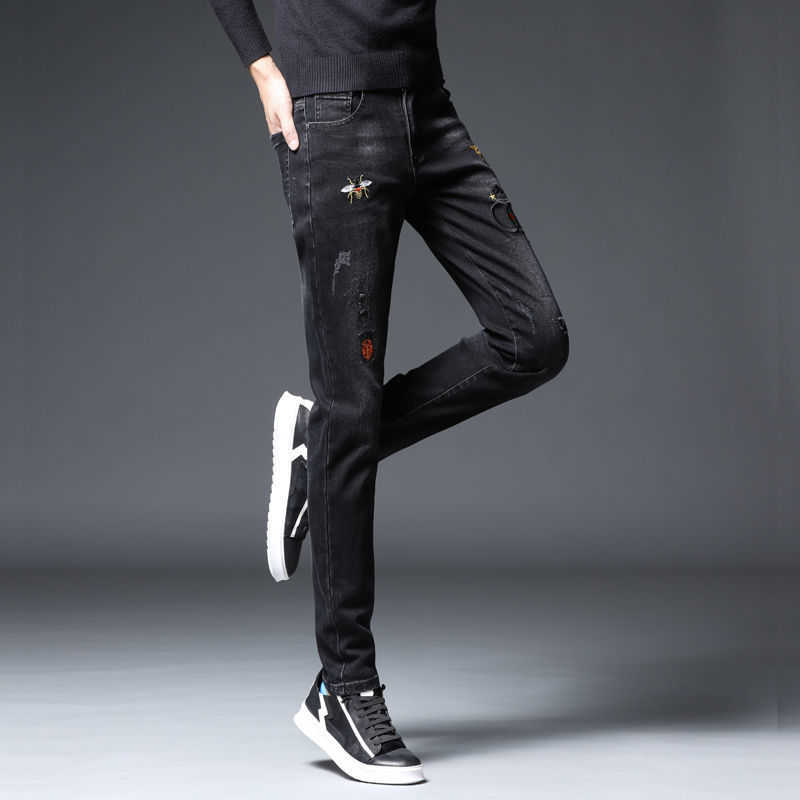 Haute qualité hommes coupe ajustée Stretch Noble noir jean tout Match à la mode broderie décors pantalons décontractés élégant Sexy rue jean HKD230829