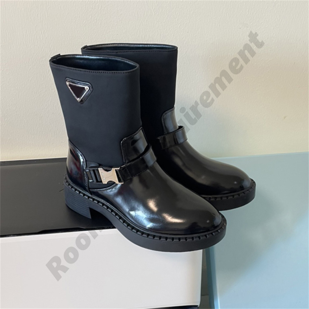 Monoliet gepolijst Leer Nylon zakje Enkel Combat Boots platform Sleehakken Vetersluiting Ronde Neus Blokhakken Platte laarsjes Dikke luxe designer dames Geklede schoenen