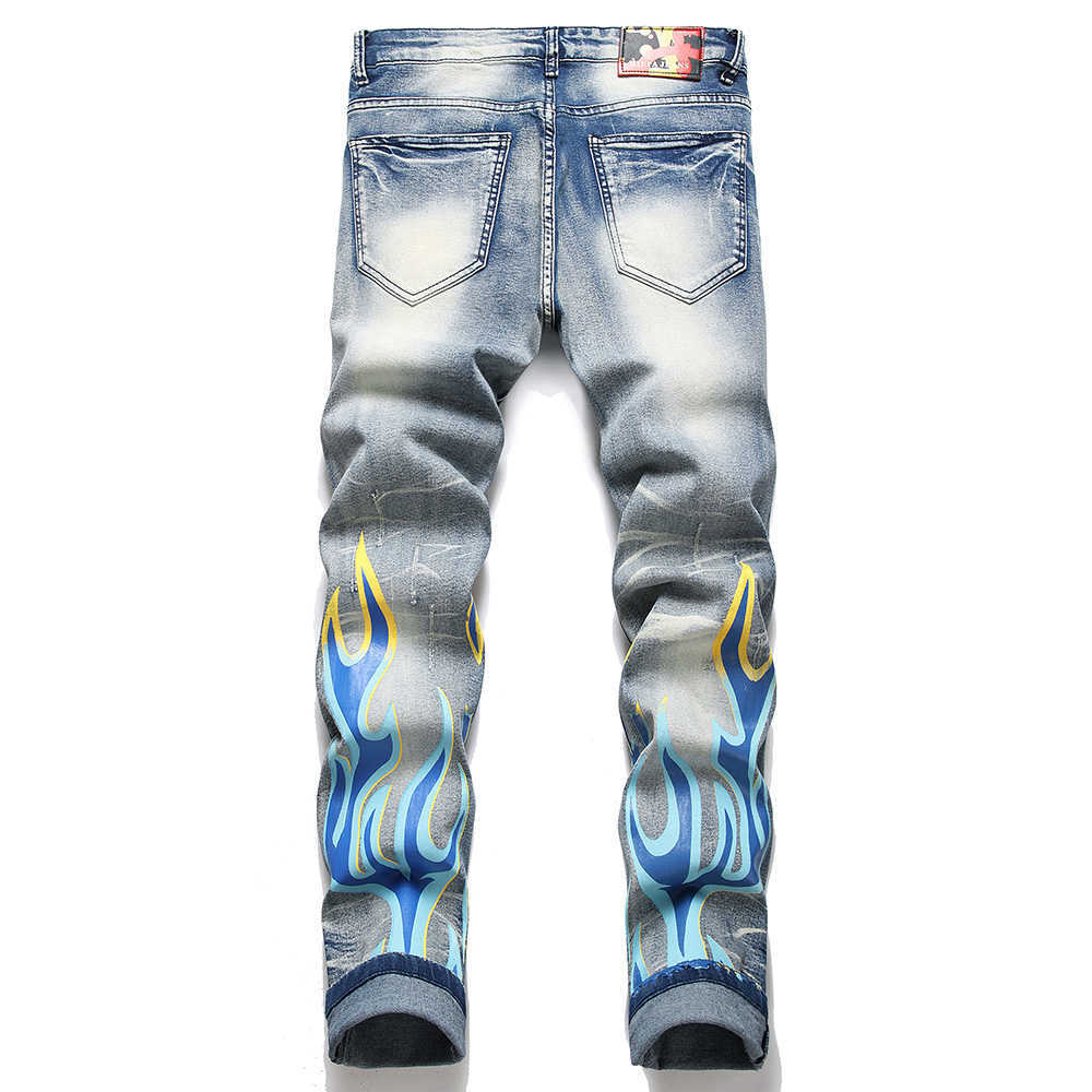 Männer Print Stretch Denim Jeans Mode Flamme Savage Muster Hosen Löcher Riss Distressed Blau Slim Tapered Hosen HKD230829