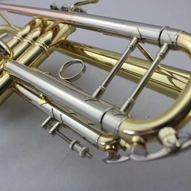 Üst düzey B-Flat Üç Renkli Profesyonel Trompet Caz Enstrümanı Zarif ve Dayanıklı Profesyonel Sınıf Ton Trompet Boynuzu