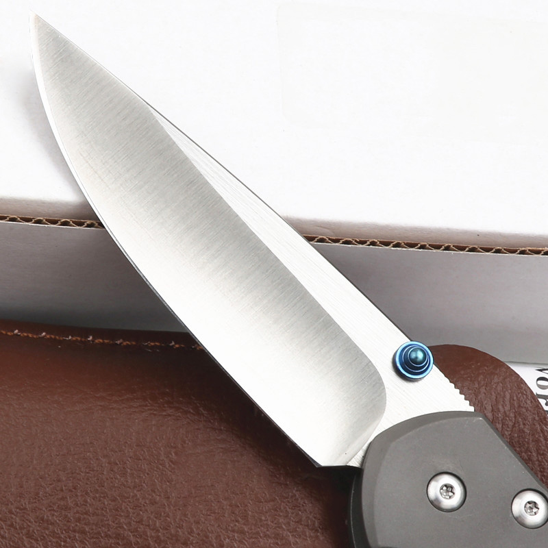 Nuovo coltello pieghevole CR 21 ° anniversario Coltello D2 satinato con punta a goccia Manico in lega di titanio CNC Coltelli tascabili EDC con fodero in pelle e scatola al dettaglio